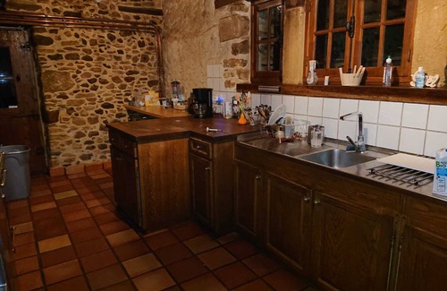 Doissat House | Character stone country house in a quiet location