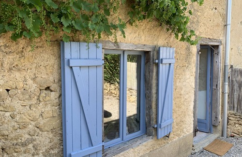 Lafage House | Characterful 3 bedroom house with large garden and pool.