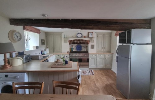 Ewen House | Characterful Cotswold cottage