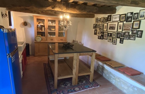 Bivio Lugnano House | Characterful stone farmhouse