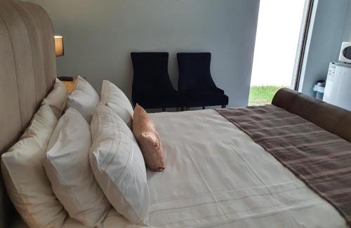 Ramsgate South House | Charis on Beaumont Theatre