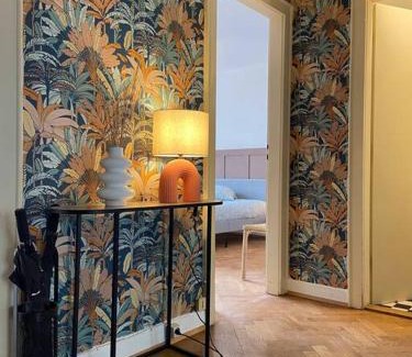 Orangerie Apartment | Charismatique Orangerie-10min Parlement EU-WiFi-TV