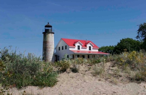 Au Gres House | Charity Island Lightkeepers Home Big Charity Island