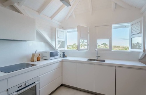 Anse des Rochers Villa | Charles - Luxury Villa, beach, 2 swimming pools, sea view