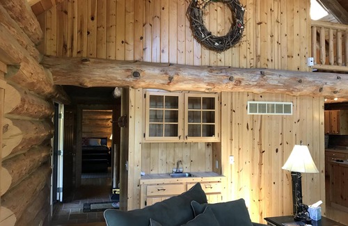 Charlevoix House | Charlevoix's Beautiful Log Home