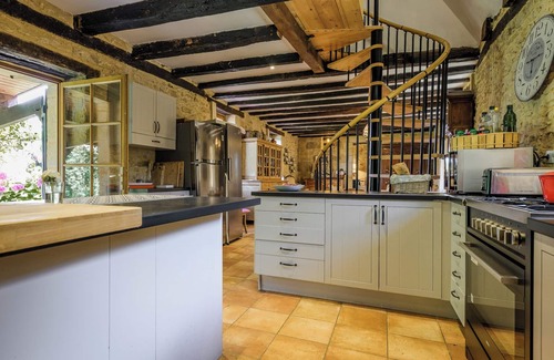 Sergeac House | Charlotte, luxury villa with private swimming pool and beautiful view.