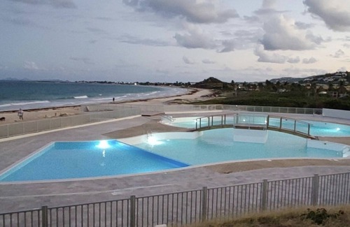 Rambaud Apartment | Charm and sea, large studio designed by architect