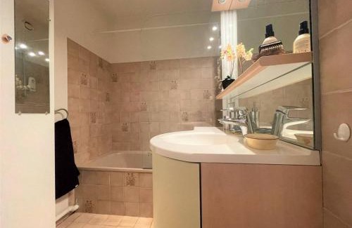 Briancon Apartment | Charmant 2 pièces avec balcon exposé sud, proche centre-ville et télécabine – Briançon - FR-1-330C-131