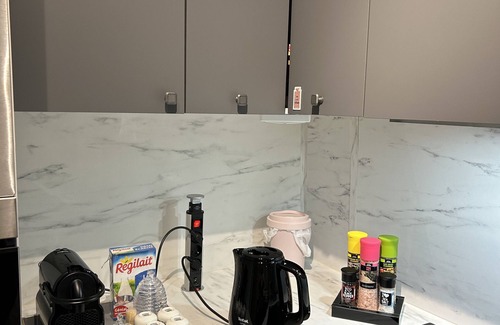 Orly Apartment | Charmant 2 Pièces Proche Paris et Aéroport Orly