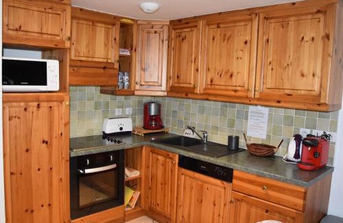 Pralognan-la-Vanoise Apartment | Charmant 3P avec Terrasse & Jardin, Proche Commerces et Téléphérique - FR-1-464-26