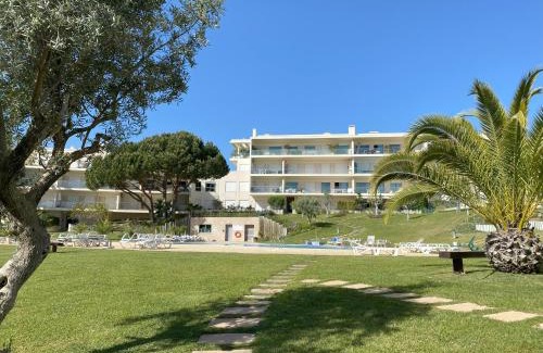 Albufeira Apartment | Charmant appartement, calme avec vue piscine, 1km de la plage, Olhos de Agua