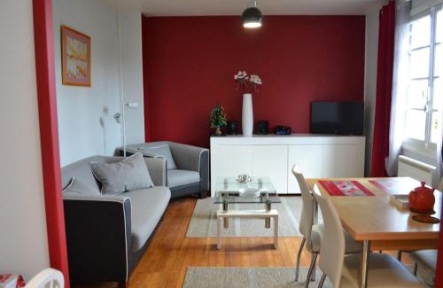 Barbezieux-Saint-Hilaire Apartment | Charmant appartement à Barbezieux avec terrasse et jardin - FR-1-653-196