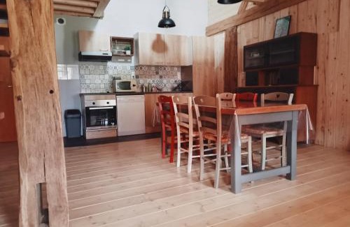 Mirebel Apartment | Charmant Gite 6 Places Secteur Jura