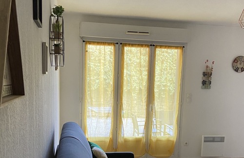 Millenaire Apartment | Charmant Studio Avec Jardin Proche Odysseum