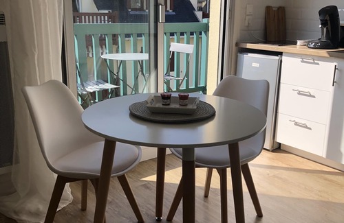 Tourgeville Apartment | Charmant Studio Deauville - 5 min de la Plage Dans Résidence Fermée Avec Parking