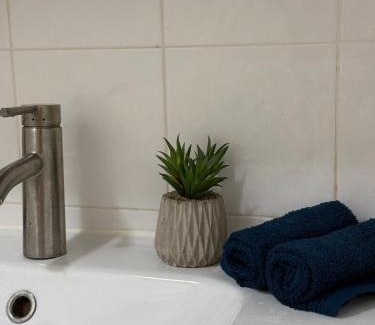 Digne-les-Bains Apartment | Charmant studio zen avec balcon spacieux