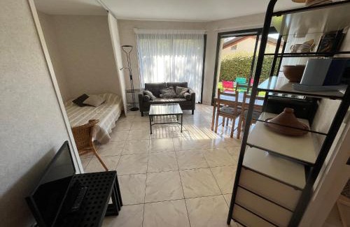 Arcachon Apartment | Charmant T1 bis à Arcachon, 300m Plage de Pereire, Terrasse et Jardinet - FR-1-319-59