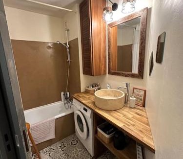 Hopitaux-Facultes Apartment | Charmant T2 Clim Wifi Parking