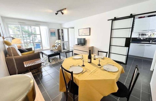 Larmor-Plage Apartment | Charmant T2 Top Cosy Face à la rade