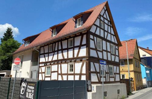 Kelkheim Apartment | Charmante Apartments mit TV-WiFi