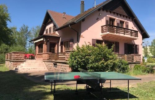 La Walck Villa | Charmante Demeure Piscine au Calme Parc Tennis