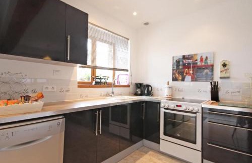 L'Epinay-le-Comte House | Charmante grange restaurée avec spa et animaux acceptés - FR-1-497-63