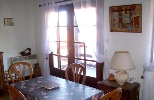 Puy-l'Eveque House | Charmante maison à Puy-l'Évêque avec jardin et balcon