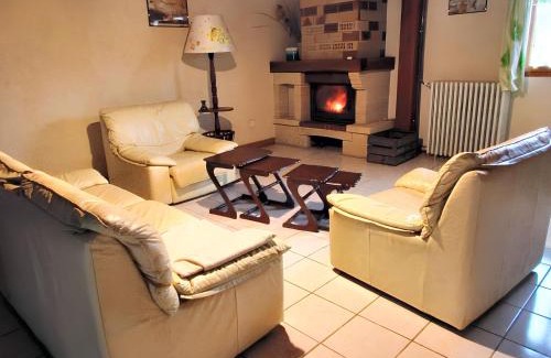 Sarrazac House | Charmante maison à Sarrazac avec piscine privée