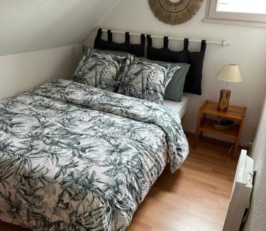 Erdeven House | Charmante maison avec piscine , plage à 500 m , location du samedi au samedi !