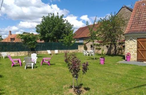Maillet House | Charmante maison berrichonne restaurée avec jardin, proche de la Vallée de la Creuse et du Lac d'Éguzon - FR-1-591-445