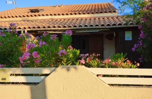 Les Ayguades House | Charmante maison familiale à Gruissan avec terrasse ensoleillée