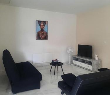 Thenioux Apartment | Charmante maison rénovée