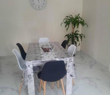 Thenioux Apartment | Charmante maison rénovée