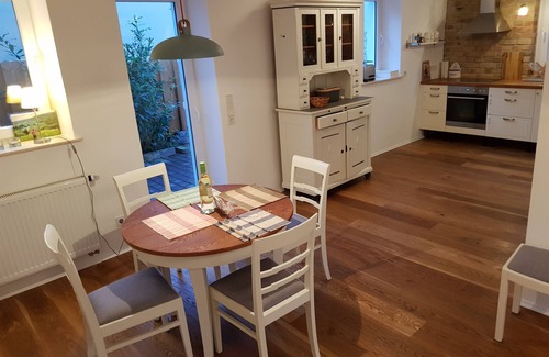 Sulzheim House | Charmantes Ferienhaus im Weindorf