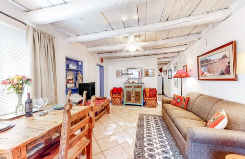 South Capitol Cottage | Charmed casita with private yard, patio, & walk to the plaza - snowbirds welcome