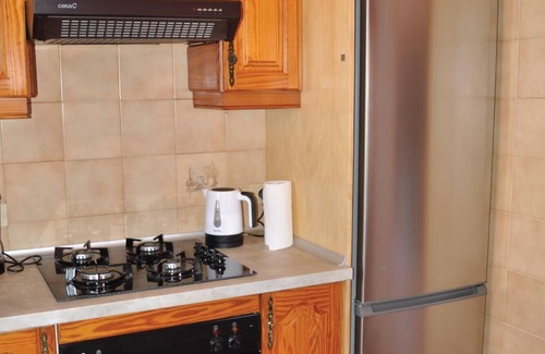 Arenas del Mar House | Charming house with mature gardens & self contained roof studio with sea views