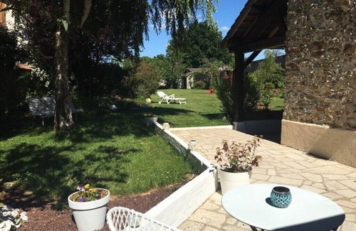 Lumigny-Nesles-Ormeaux House | Charming Brie house in a quiet haven of peace near Disneyland