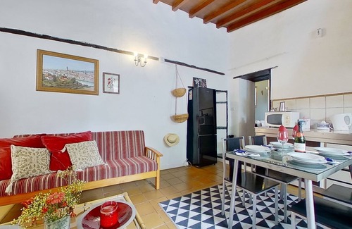 Valle de Guerra Villa | Charming 1-Bed House in La Laguna