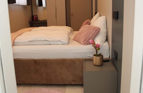 Bad Salzuflen House | Charming 1-Bedroom Retreat in Bad Salzuflen with Balcony & Wheelchair Access