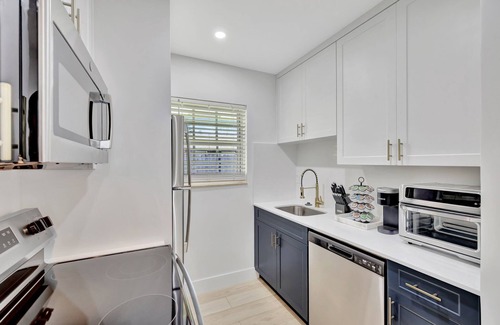 Flagler Village Apartment | CHARMING 1-bedroom apartment in lovely Ft Lauderdale with AC, WiFi