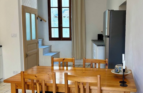 Pomerols House | Charming 1-bedroom 1.5 bathroom house in enchanting Pomérols with AC and 2nd bed