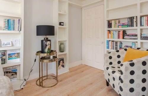 Dulwich Apartment | Charming 1 Bedroom Apartment in Vibrant East Dulwich