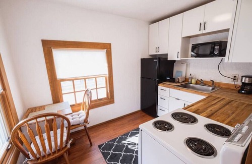 Old Bend Apartment | Charming 1 Bedroom Apartment in Historic Old Bend