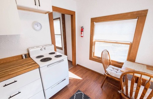 Old Bend Apartment | Charming 1 Bedroom Apartment in Historic Old Bend