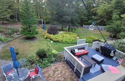 Monroe Apartment | Charming 1-Bedroom duplex apartment in Monroe