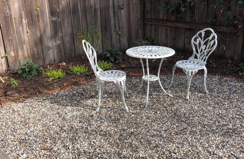 Boyes Hot Springs Cottage | Charming 1-bedroom guest house with WiFi and AC in beautiful Sonoma