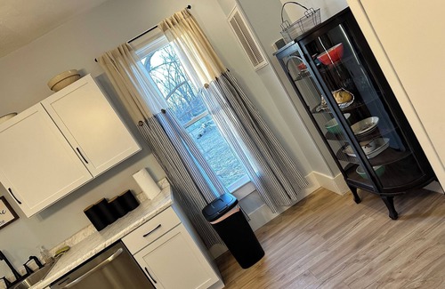 Harrisburg House | Charming 1-bedroom house in terrific Harrisburg with AC, WiFi