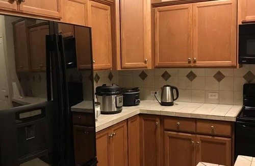 Lacey House | Charming 1-bedroom house in wonderful Lacey with WiFi