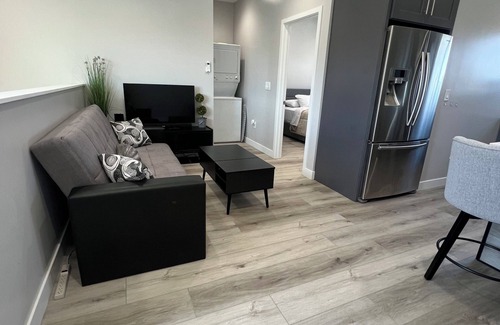 Westminster Condo | Charming 1-bedroom condo in terrific Westminster with AC, WiFi