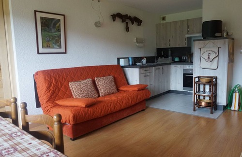 Meaudre Apartment | Charming 1BR Apt in Méaudre Village - Close to Ski Slopes, Balcony, Wi-Fi, Parking